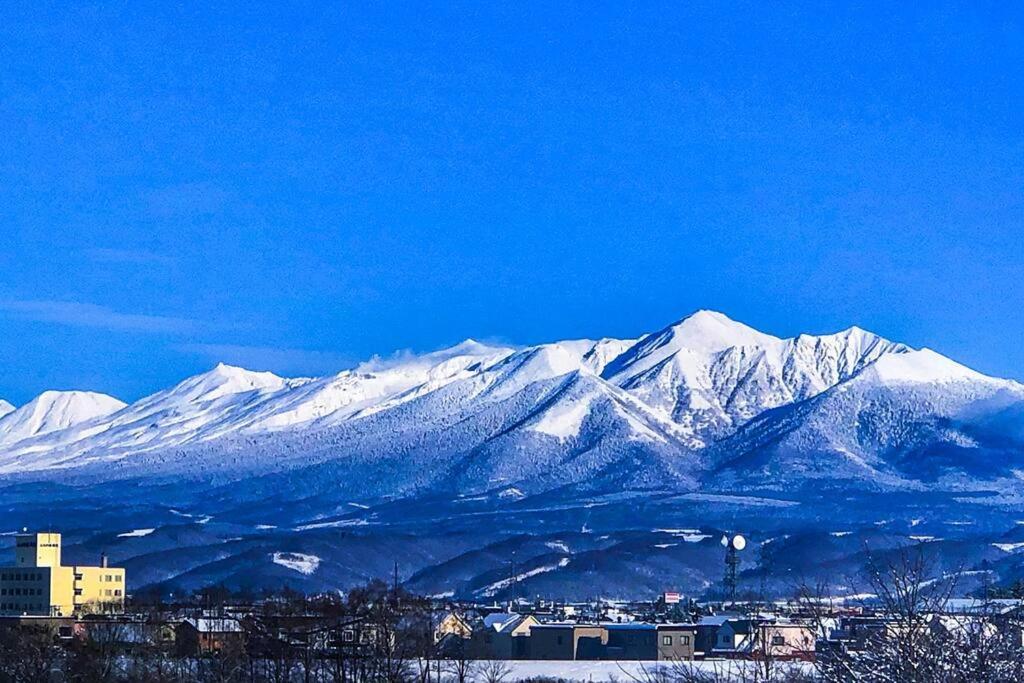 Furano Cube Sugar-方糖民宿,步行8Min到雪场,3 Brs,Max 6Ppl Exterior photo